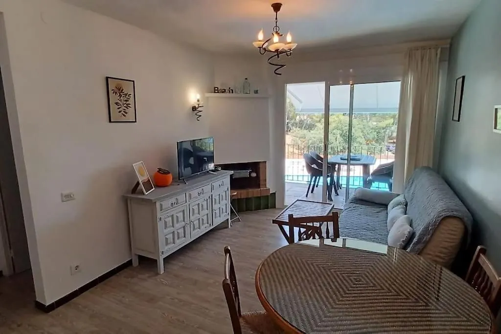 Appartement Tout Confort Avec Wifi Vue Sur Mer Et Piscine Communautaire Secteur El Golfet A Callela De Palafrugell