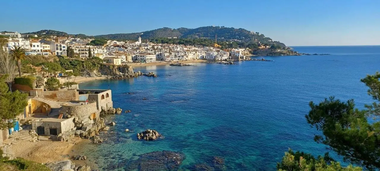 Appartement Tout Confort Avec Wifi Vue Sur Mer Et Piscine Communautaire Secteur El Golfet A Callela De Palafrugell