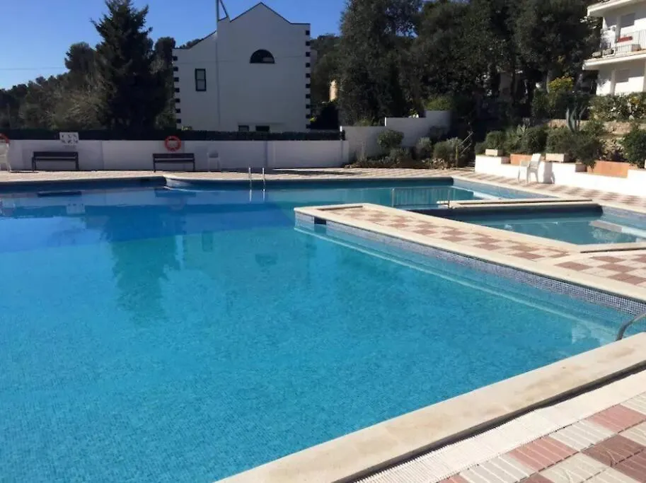 Appartement Tout Confort Avec Wifi Vue Sur Mer Et Piscine Communautaire Secteur El Golfet A Callela De Palafrugell 0*,