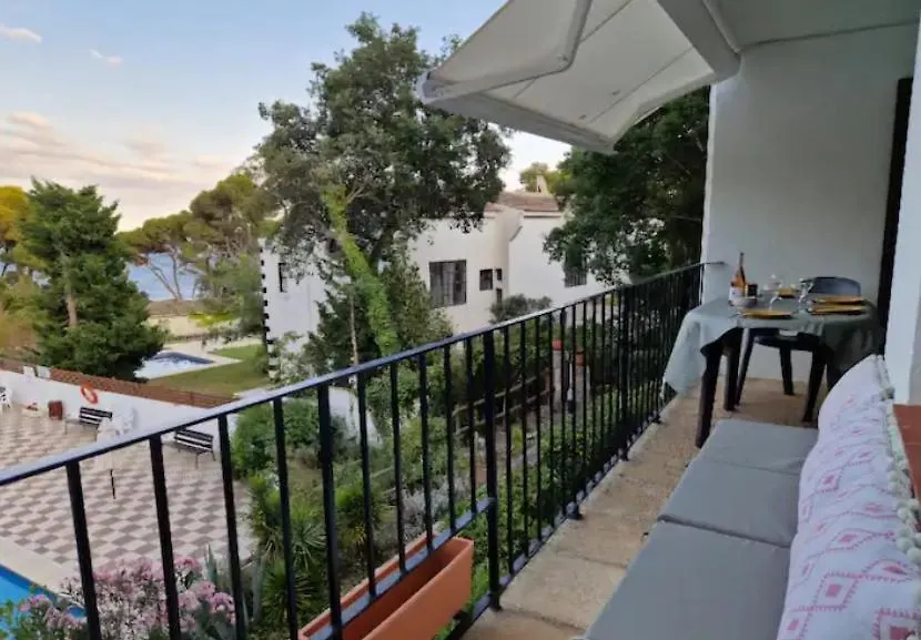 Appartement Tout Confort Avec Wifi Vue Sur Mer Et Piscine Communautaire Secteur El Golfet A Callela De Palafrugell
